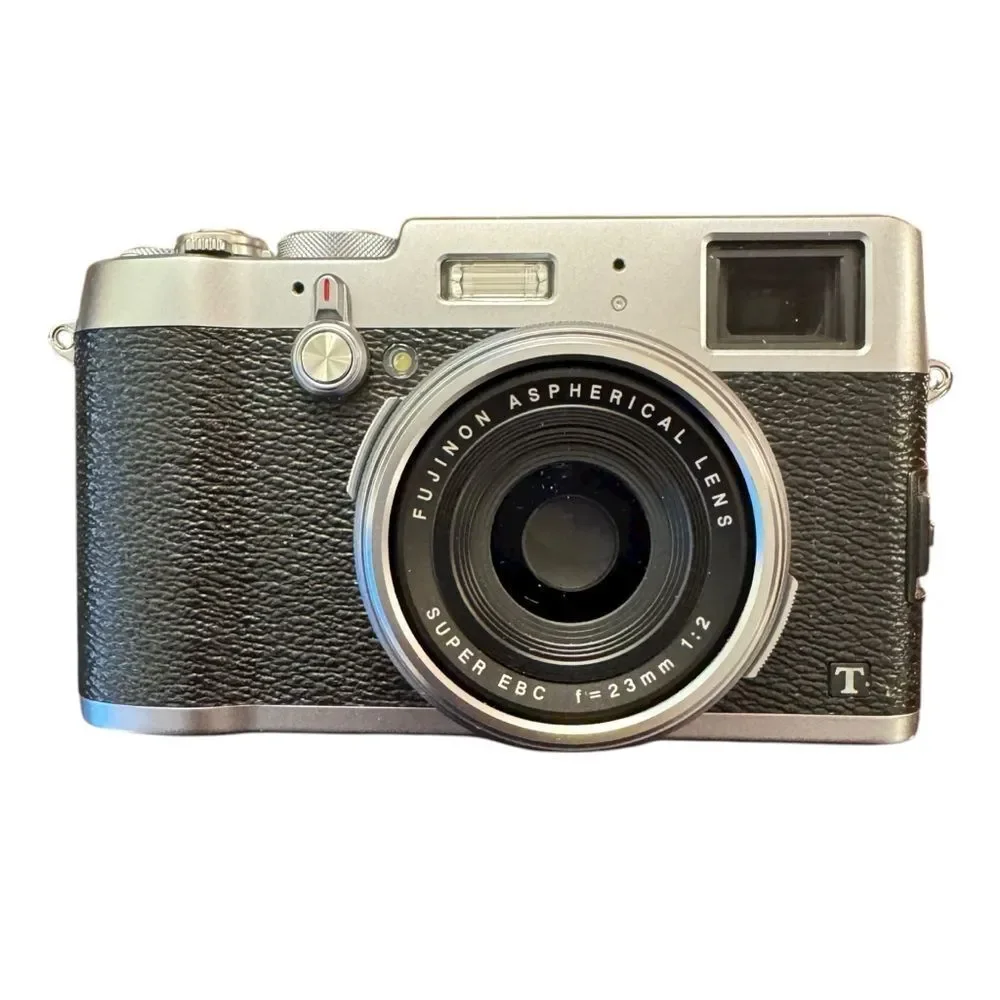 Fujifilm X100T 16 MP Digital Camera and Accessories - Picture 2 of 15